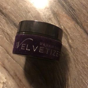 Urban decay setting powder